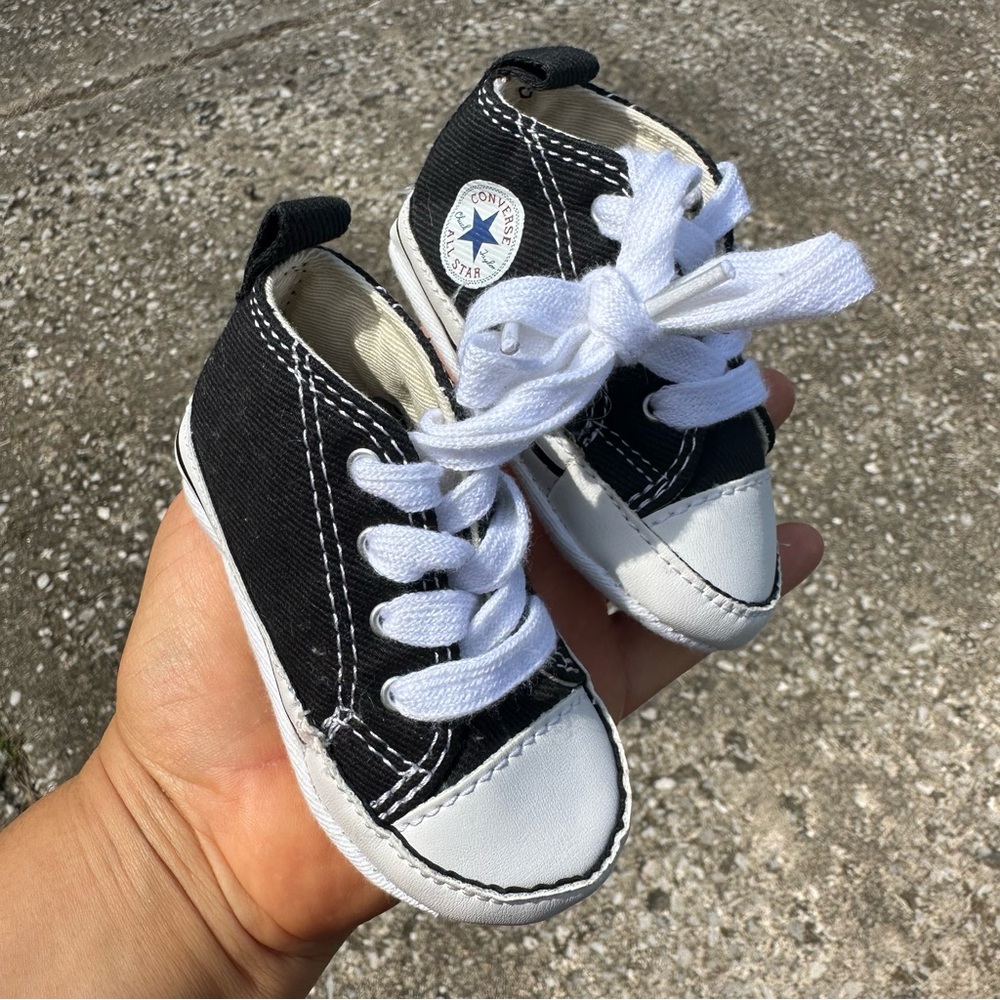 Converse Black and White Kids Sneakers size 2 Baby
